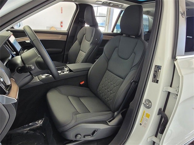 2025 Volvo XC90 B6 Plus 7-Seater 2025.5