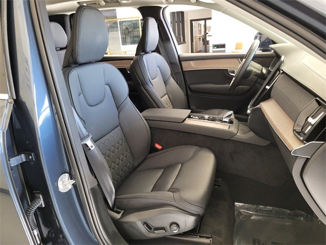 2025 Volvo XC90 B6 Plus 7-Seater 2025.5