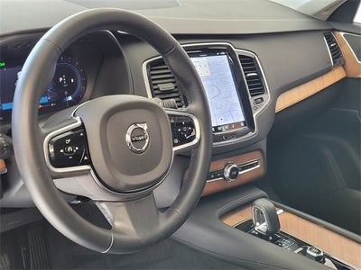 2025 Volvo XC90 B6 Plus 7-Seater