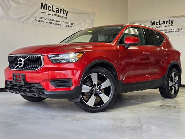 2019 Volvo XC40 Momentum
