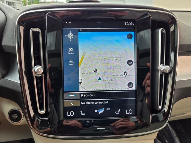 2019 Volvo XC40 Momentum