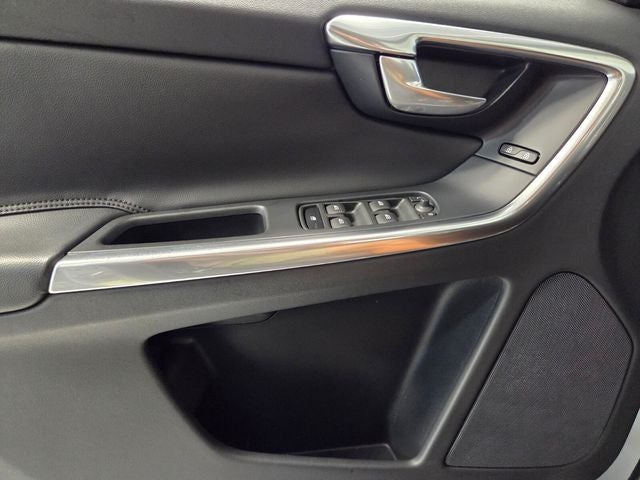 2015 Volvo XC60 T5 Premier