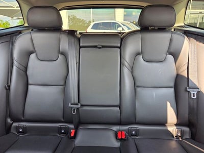 2024 Volvo XC60 Recharge Plug-In Hybrid Core Dark