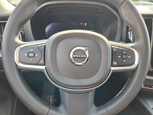 2024 Volvo XC60 Recharge Plug-In Hybrid Core Dark