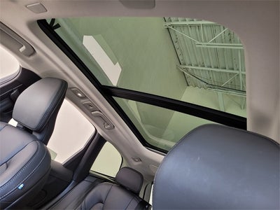 2023 Volvo XC60 B5 Ultimate Bright Theme