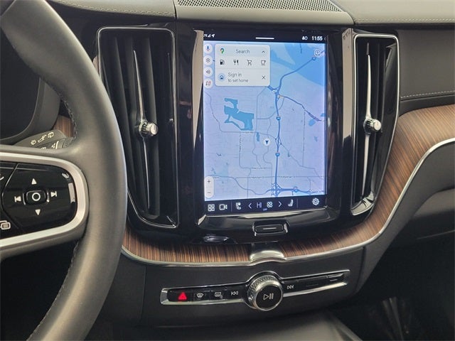 2023 Volvo XC60 B5 Ultimate Bright Theme