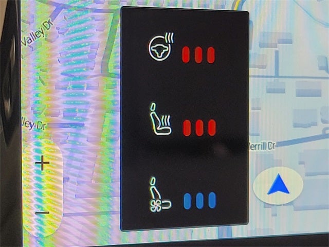 2023 Volvo XC60 B5 Ultimate Bright Theme