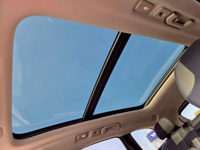 2023 Volvo XC60 B5 Ultimate Bright Theme