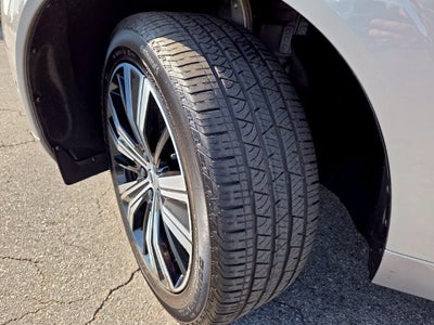 2023 Volvo XC60 B5 Ultimate Bright Theme