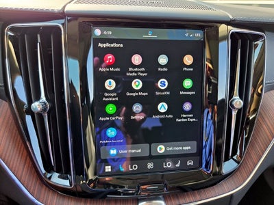 2023 Volvo XC60 B5 Ultimate Bright Theme