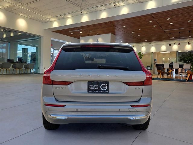 2023 Volvo XC60 B5 Ultimate Bright Theme