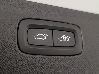 2024 Volvo XC90 B5 Core