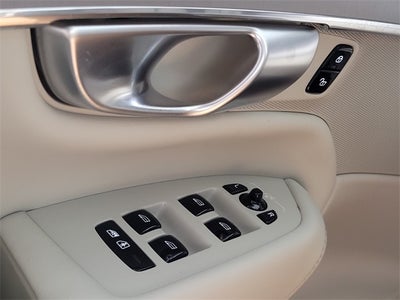2024 Volvo XC90 B5 Core