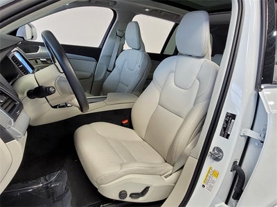 2024 Volvo XC90 B5 Core