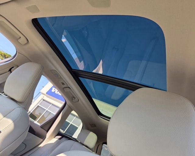2024 Volvo XC60 B5 Core