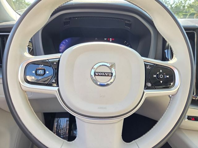 2024 Volvo XC60 B5 Core