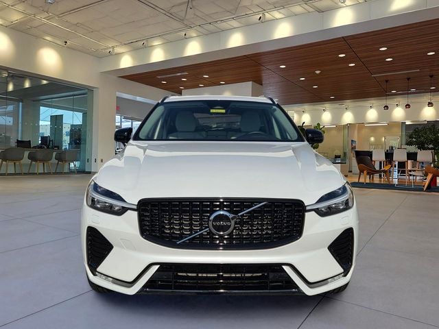2024 Volvo XC60 B5 Core