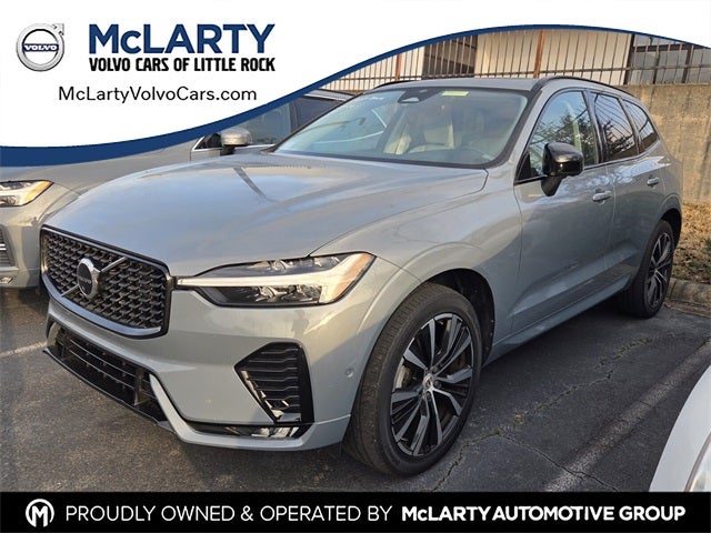 2023 Volvo XC60 B5 Plus Dark Theme
