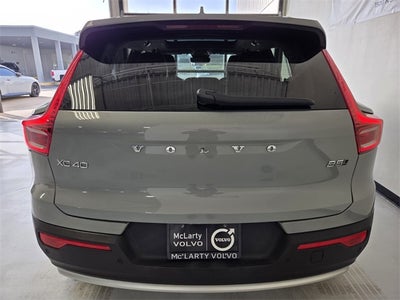 2025 Volvo XC40 B5 Core