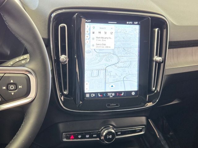 2023 Volvo XC40 B5 Core