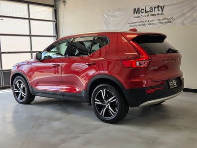 2023 Volvo XC40 B5 Core