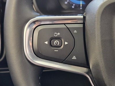 2023 Volvo XC40 B5 Core