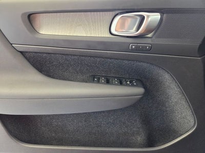 2023 Volvo XC40 B5 Core