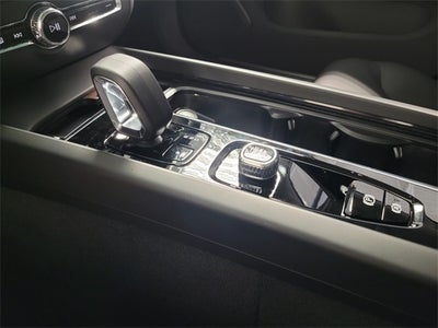 2026 Volvo V60 Cross Country B5 Plus