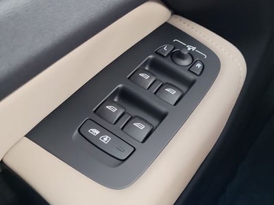 2026 Volvo XC60 B5 Core