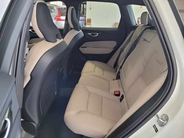 2026 Volvo XC60 B5 Core