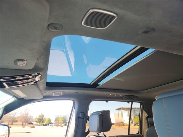 2023 Jeep Grand Wagoneer Series III