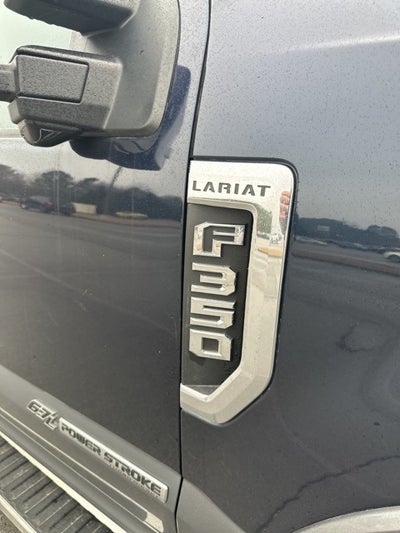2022 Ford F-350SD Lariat