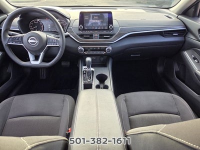 2025 Nissan Altima 2.5 SV