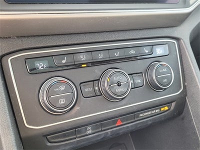 2019 Volkswagen Atlas 2.0T SE w/Technology w/Technology