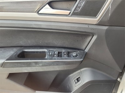 2019 Volkswagen Atlas 2.0T SE w/Technology w/Technology