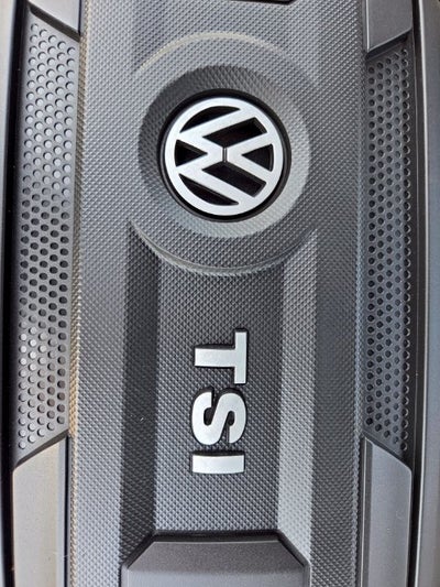 2017 Volkswagen Passat 1.8T R-Line