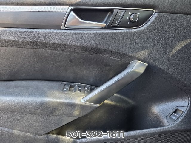 2017 Volkswagen Passat 1.8T R-Line