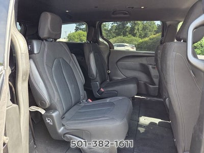 2023 Chrysler Pacifica Touring