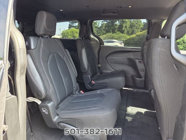 2023 Chrysler Pacifica Touring