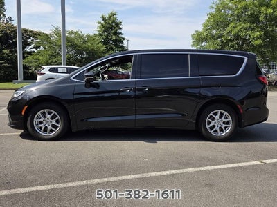 2023 Chrysler Pacifica Touring