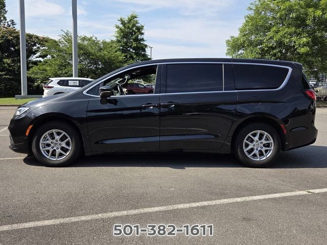 2023 Chrysler Pacifica Touring