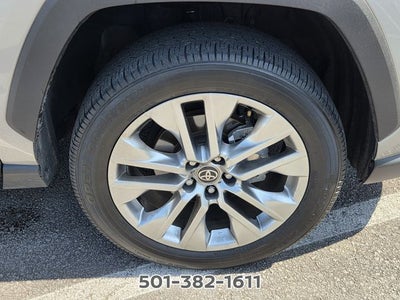 2025 Toyota RAV4 XLE Premium