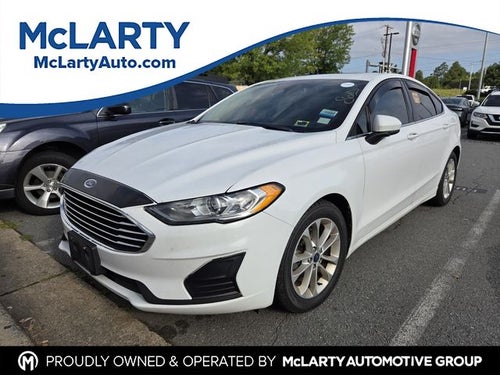 2020 Ford Fusion SE