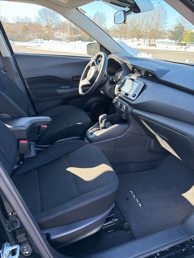 2025 Nissan Kicks Play S
