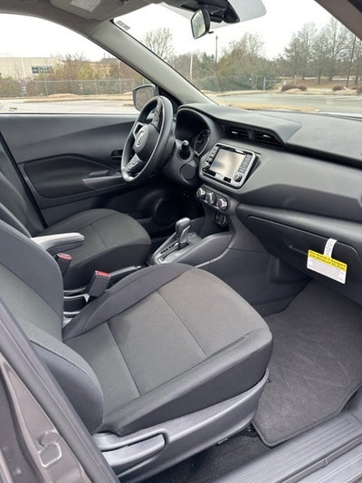 2025 Nissan Kicks Play S