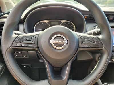 2025 Nissan Kicks Play S