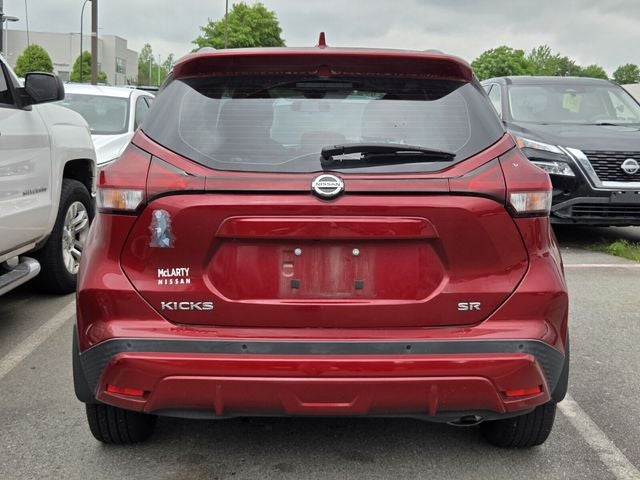 2021 Nissan Kicks SR