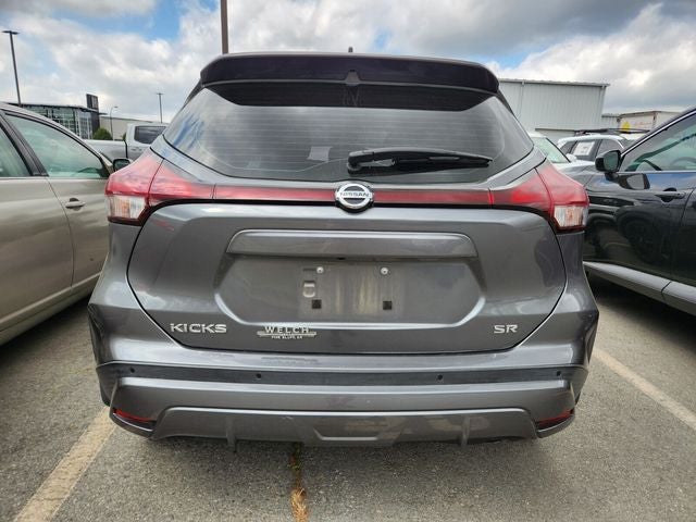 2021 Nissan Kicks SR