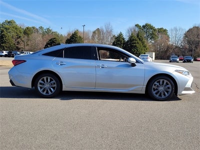 2022 Toyota Avalon XLE