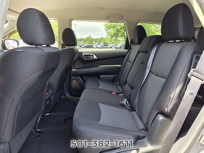 2020 Nissan Pathfinder SV